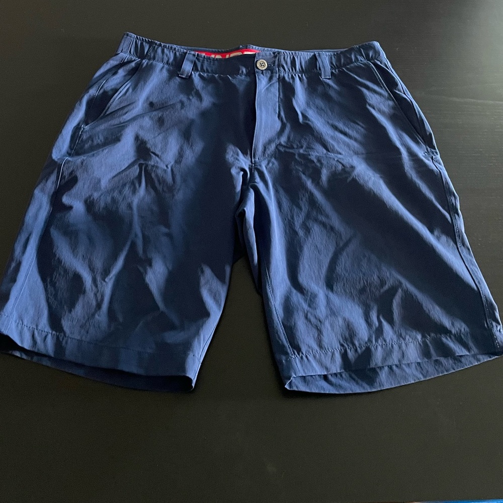 Under Armour golf shorts